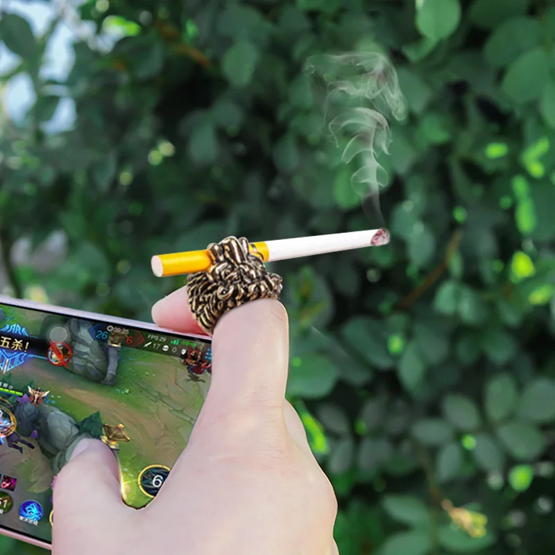 

Cigarette Holder New Lion Design cigarette holder Rack Stand Finger Ring men Smoking Accessories Cigarette Holder