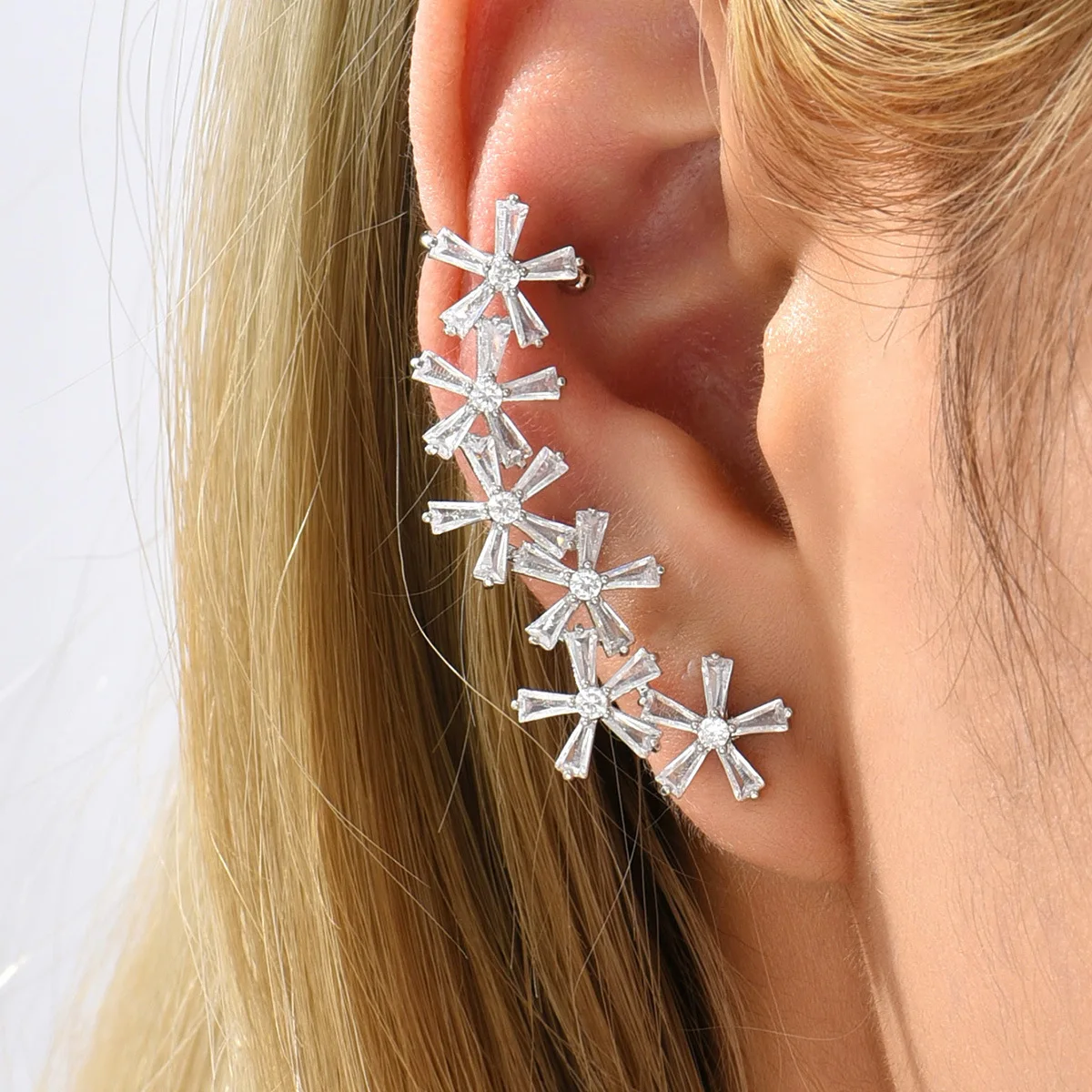 

JF new AB snowflake ear clip cross-border new high-end luxury ear studs ear bone clip integrated ear row