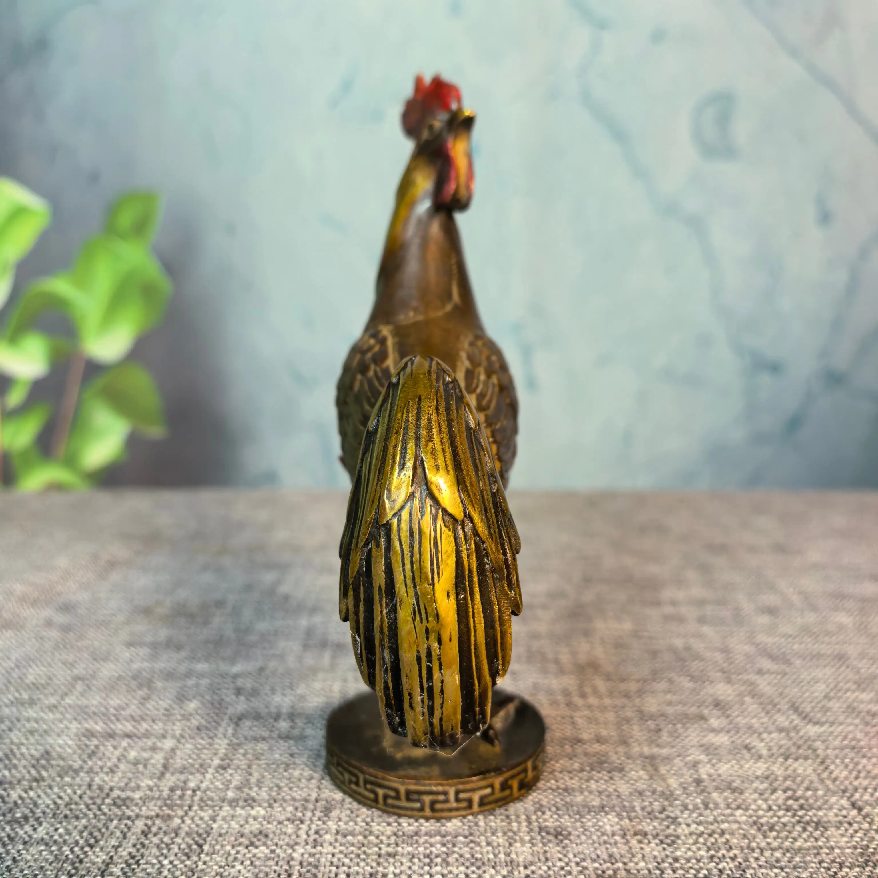 Folk Old Brass Gilded Rooster statue posing as a pheasant standing on one foot Amass wealth Ornaments Town house Exorcism