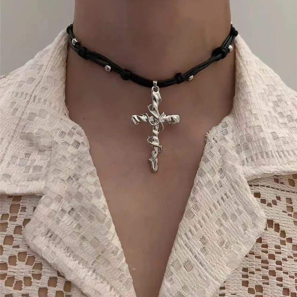 Personality Punk Sliver Color Vine Entwined Cross Pendant Black Leather Rope Necklace for Women Men Collar Chain Jewelry Gifts