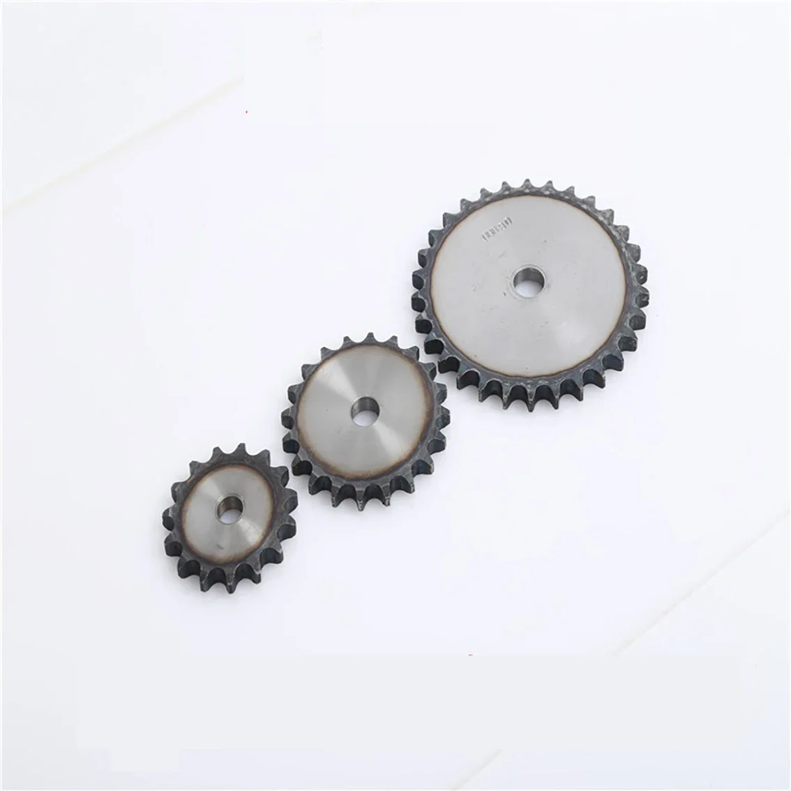 1 Uds 08B piñón de cadena 10-25 dientes paso 12,7mm 45 #   Agujero de proceso de piñón plano de piñón de cadena de transmisión industrial de rodillo de acero