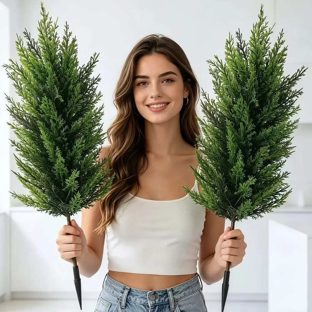 Lot de 2 poteaux décoratifs d'extérieur en pin artificiel avec piquets de fixation au sol, style tropical, sans entretien, pour jardin extérieur