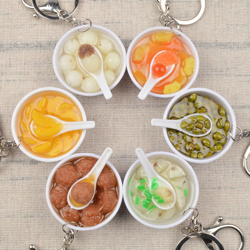 1pcs Creative Artificial Food 4cm Blue and White Porcelain Bowl Noodles Pendant Keychain Model Fun Cute Bag Small Pendant
