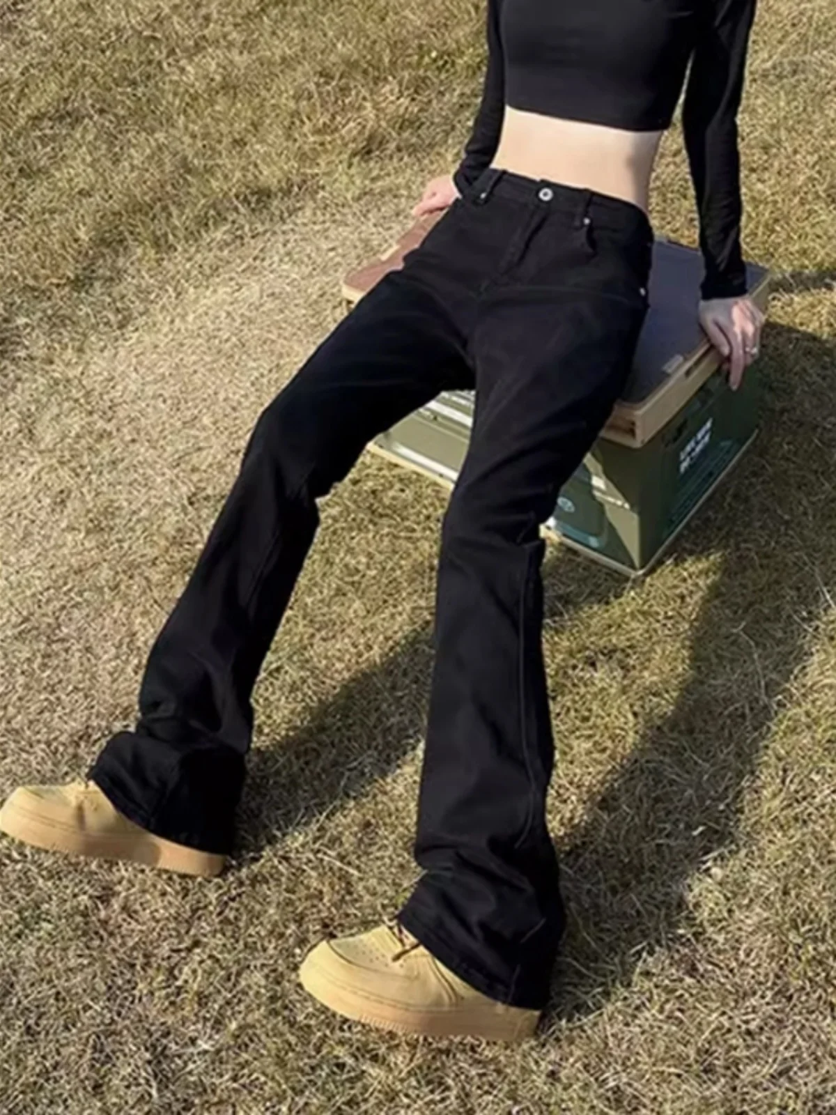 

Мужские джинсы Bla Original: осенне-зимние, прямые, с эффектом удлинения ног, слегка расклешенные, в стиле High Street