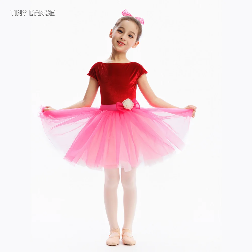 

Ярко-розовый бархатный топ с короткими рукавами и романтической пачкой для девочек, танцевальное платье балерины, детская танцевальная одежда C26066