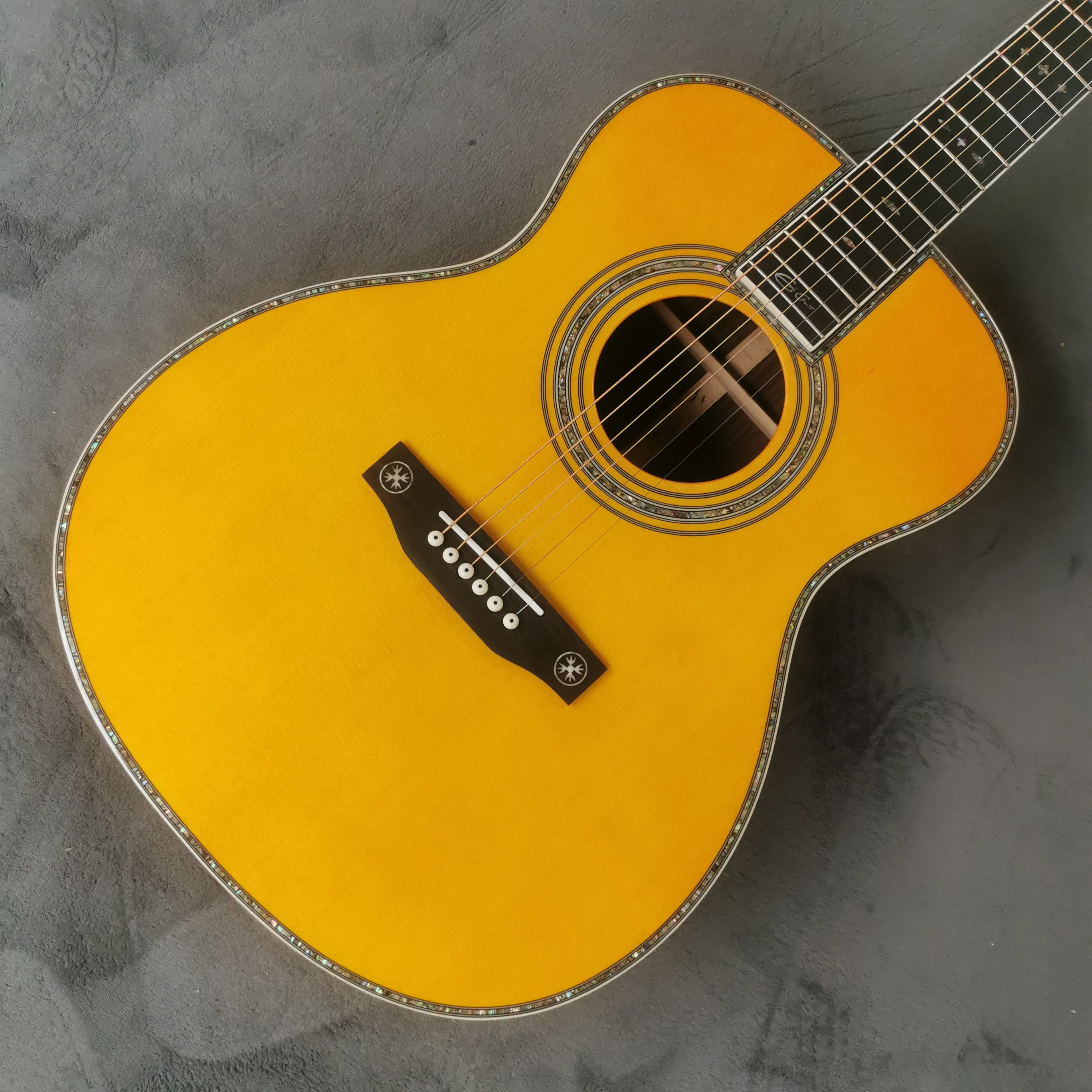 

Solid solid wood 0M45 series 40 inch yellow glossy acoustic acoustic guitar
