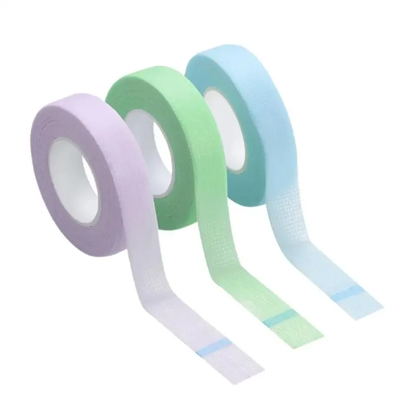 Vendita Tessuto microporoso traspirante Innesto ciglia finte Nastro di estensione ciglia finte Strumenti individuali per ciglia sotto il cuscinetto per gli occhi