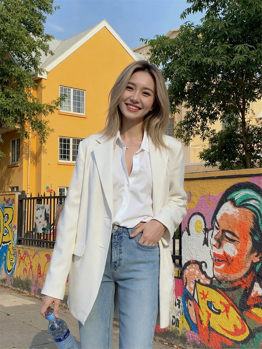 السترة النسائية معاطف أسود أبيض جيب انقسام نمط الطيات بساطتها الذهبي روبا أكتاف قوية برتقالية الوظيفي شبه شير