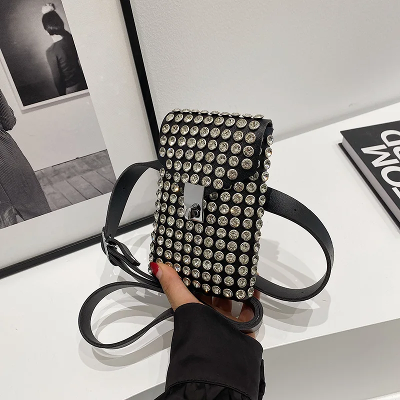 

Retro Diamond Crossbody Bags for Women 2025 Trend Fashionable Mini Phone Bag Waist Pack Luxury High Quality Shoulder Bag Ladies