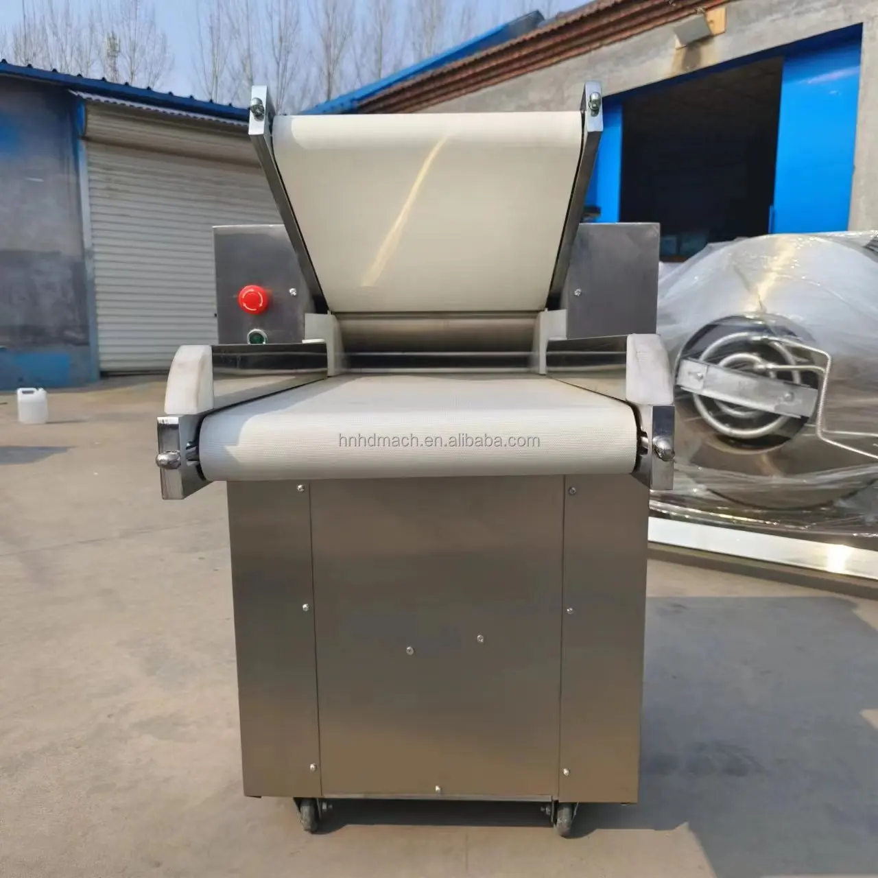 Spreader per pancake Sfogliatrice per impasto da tavolo commerciale Vendita calda Pressa per impasto per pizza