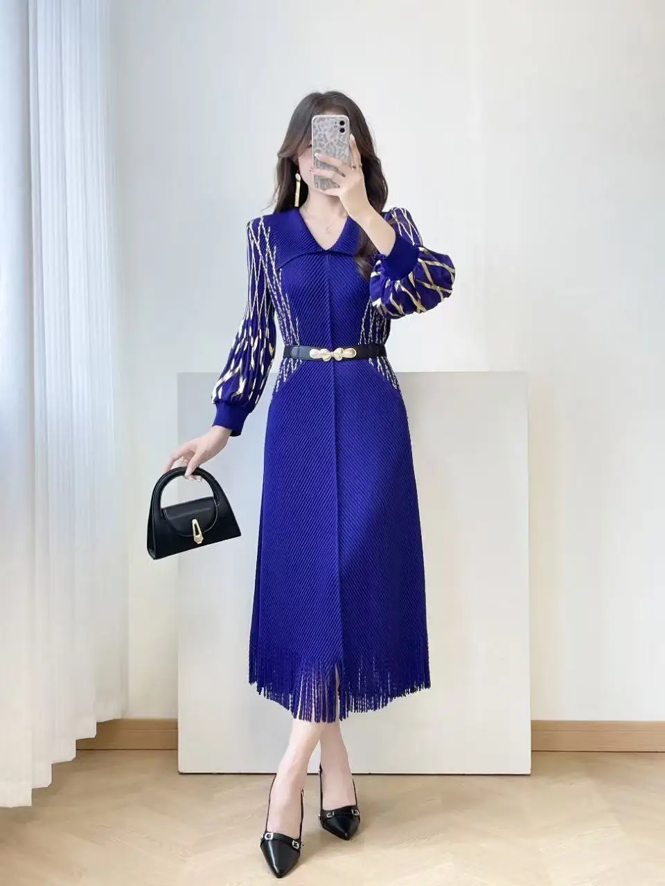 Miyake 2025 Autunno Inverno Nuova Scaglie di Pesce Pieghettato Lace-up Vita Sottile Abito A Pieghe Moda Donna Temperamento Versatile Donne