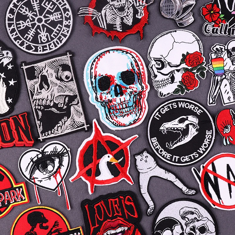 Patch Punk teschio spaventoso ricamo/Patch per cucire ferro su toppe per abbigliamento toppe scheletro su vestiti adesivi per stirare fai da te