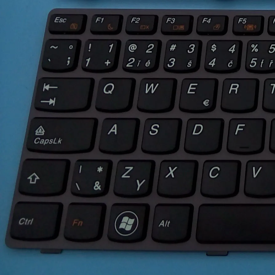 Czech Slovakian Keyboard for Lenovo G580 Z580 Z585 V580 G580A V580A Z580A G585 G585A with Black Frame - New