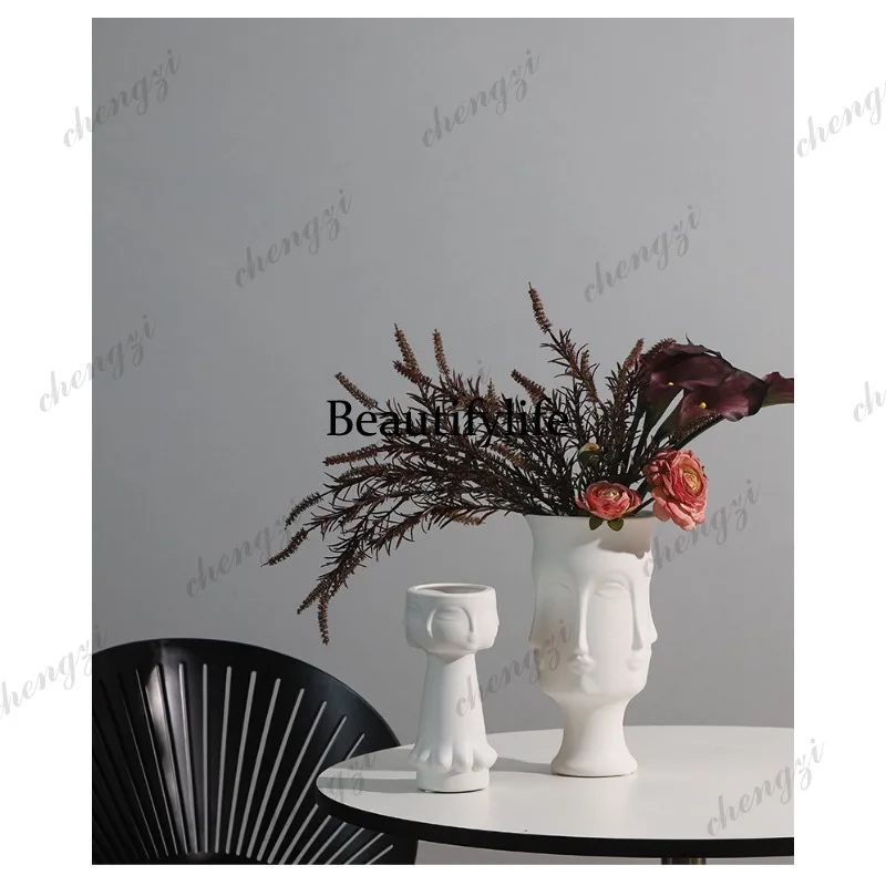 Modern simplicity, white matte face ceramic vase, model room ornament portrait vase