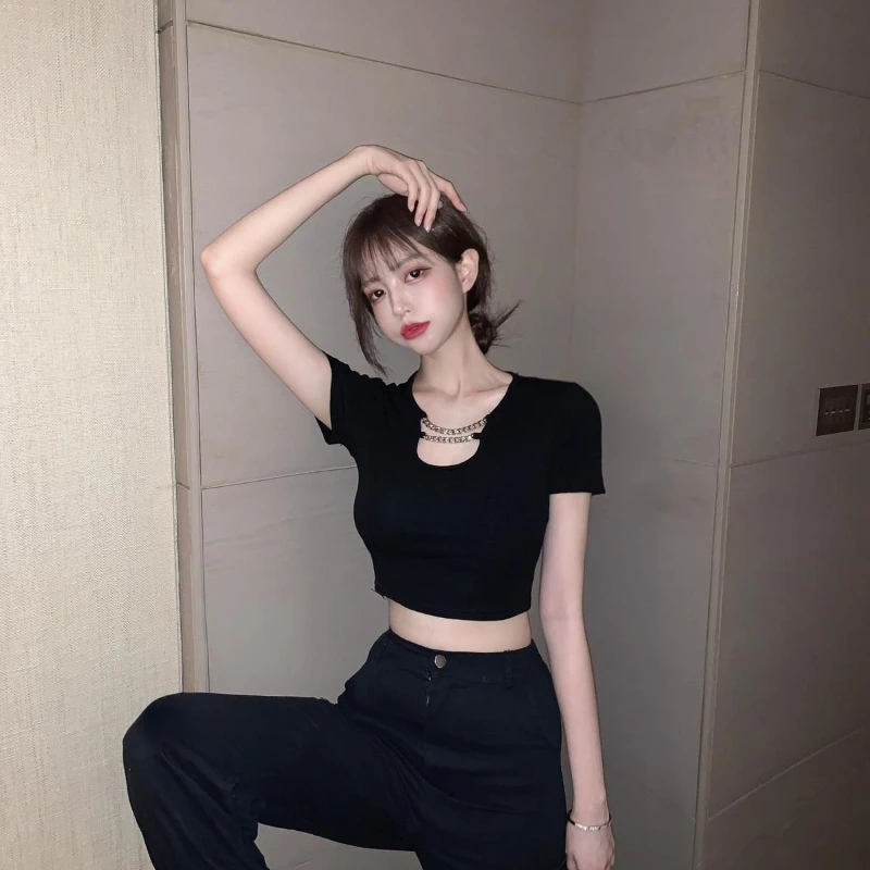 

Niche Design Black Short Sleeve T Shirt Women Summer Pure Sexy Hot Girl Slim Fit Crop Top Ins Trend