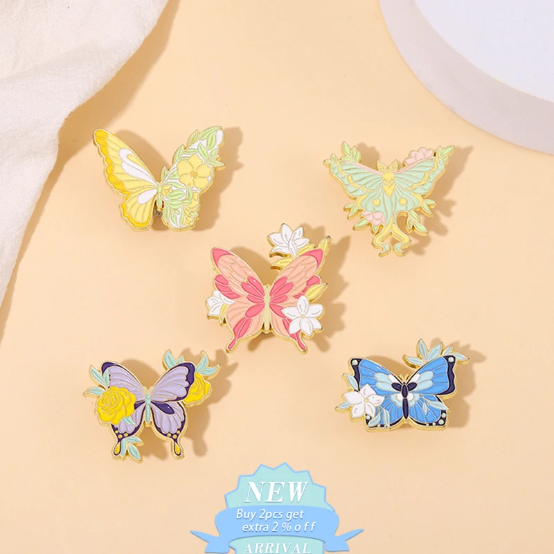 Butterfly Moth Enamel Pin Colorful Flower Inset For Backpack Clothes Lapel Pin Woman Jewelry Brooch For Girlfriend Wedding Gifts
