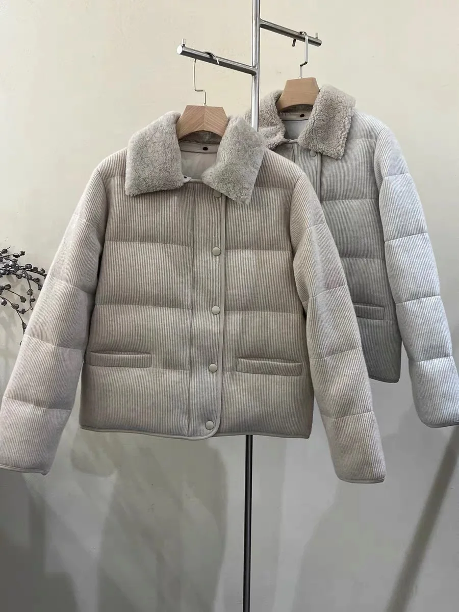 Luxurious knitted goose down jacket made of cashmere