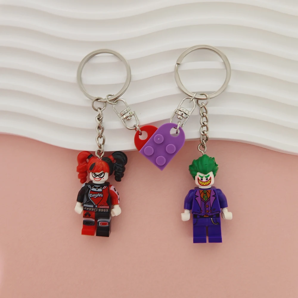 2pcs/set Couple Keychain 3D Cartoon Clown Heart-Shaped Keychain Matching Anime Keyring Charms for Lovers Backpack Christmas Gift