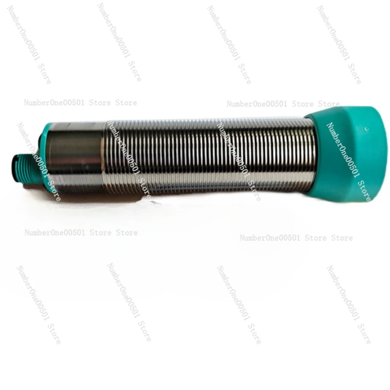 Ultrasonic Sensor UC4000-30GM-IUR2-V15