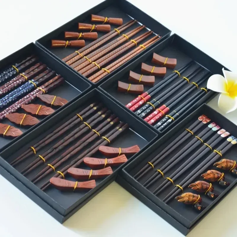 Chinese style gift box creative wooden chopsticks four pairs of chopsticks chopstick rest gift box