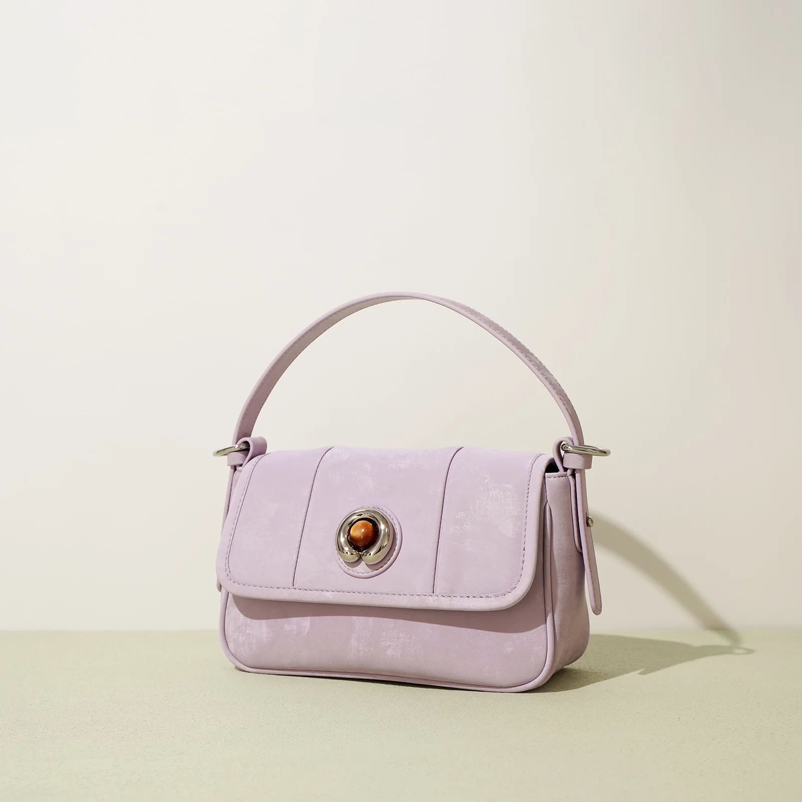 sac-a-langer-polyvalent-peut-servir-de-sac-fourre-tout-de-sac-a-dos-ou-de-sac-bandouliere-plusieurs-modes-de-port-adaptes-a-differentes-situations-et-humeurs