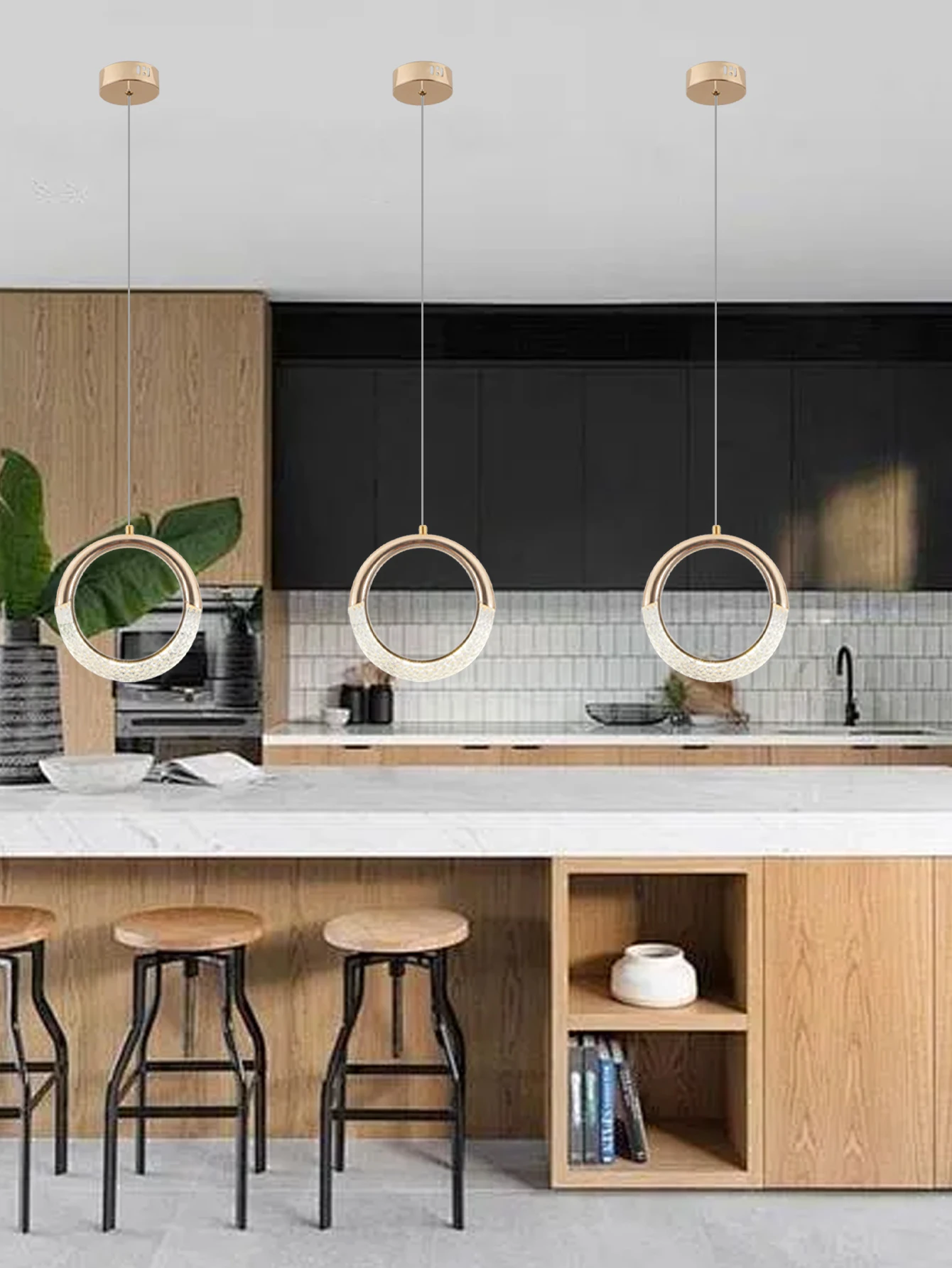 ثريا كريستالية مستديرة شفافة باللون الذهبي/الأسود، وغرفة الطعام، وغرفة المعيشة، وغرفة النوم بجانب السرير والسقف الداخلي لتزيين إضاءة المنزل