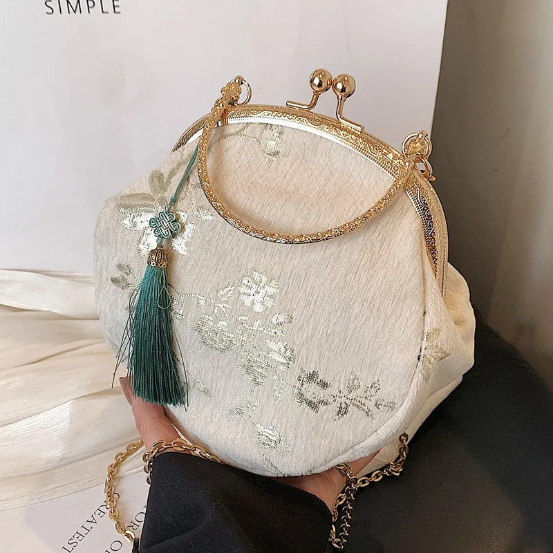 New Chinese style Hanfu,popular and versatile bag for women in 2024,fashionable chain crossbody bag,super hot handheld shell bag