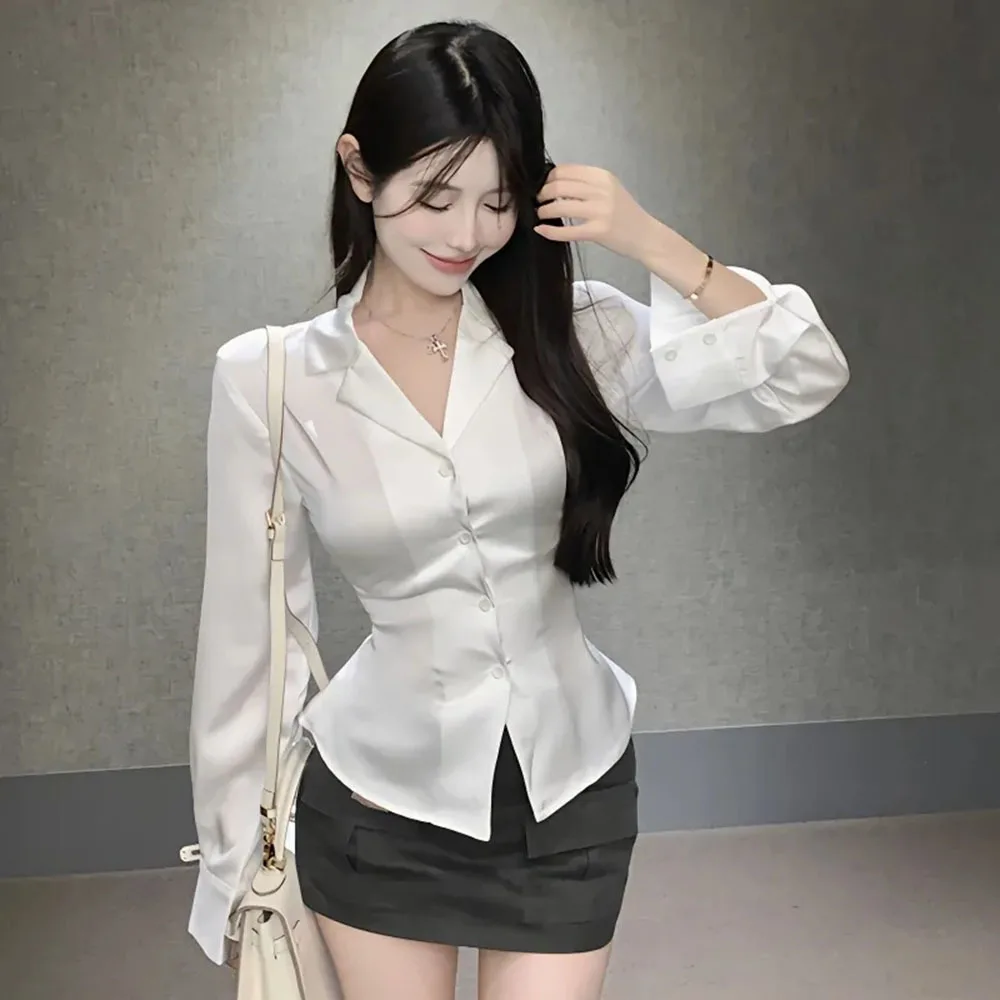 2024 herbst Langarm Weißes Hemd Tops frauen Mode Schlanke Blusen Damen Französisch Stil Elegante Chic Zurück Spitze-up Shirts Blusa