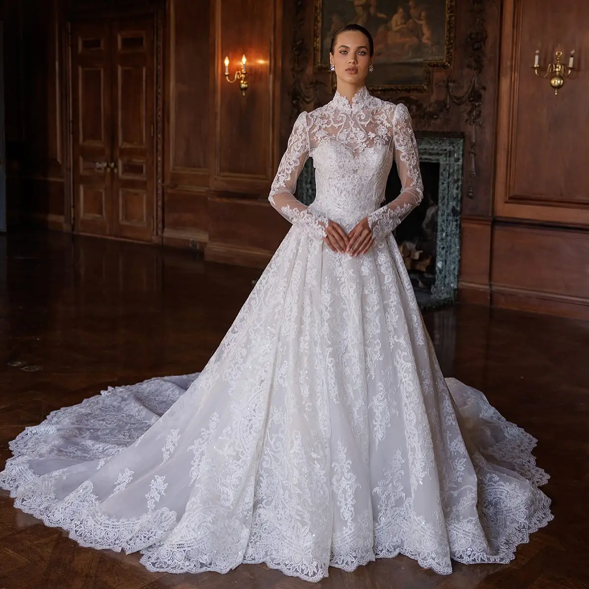 

Luxurious A Line Wedding Dresses Soft Lace Appliques Bridal Gownswith High Neck Cape Glitter Sequins Sash Robes de Mariee