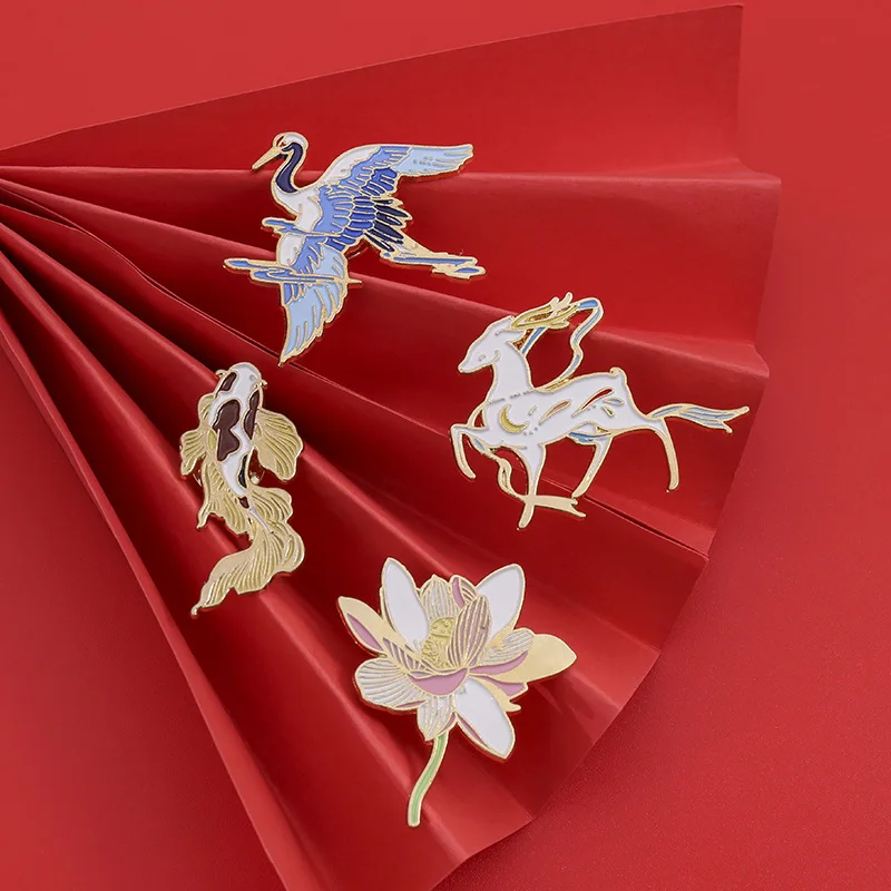 Chinese Retro White Deer Carp Crane Lotus Metal Enamel Brooch Creative Good Luck Longevity Badge Trendy Charm Jewelry Gift