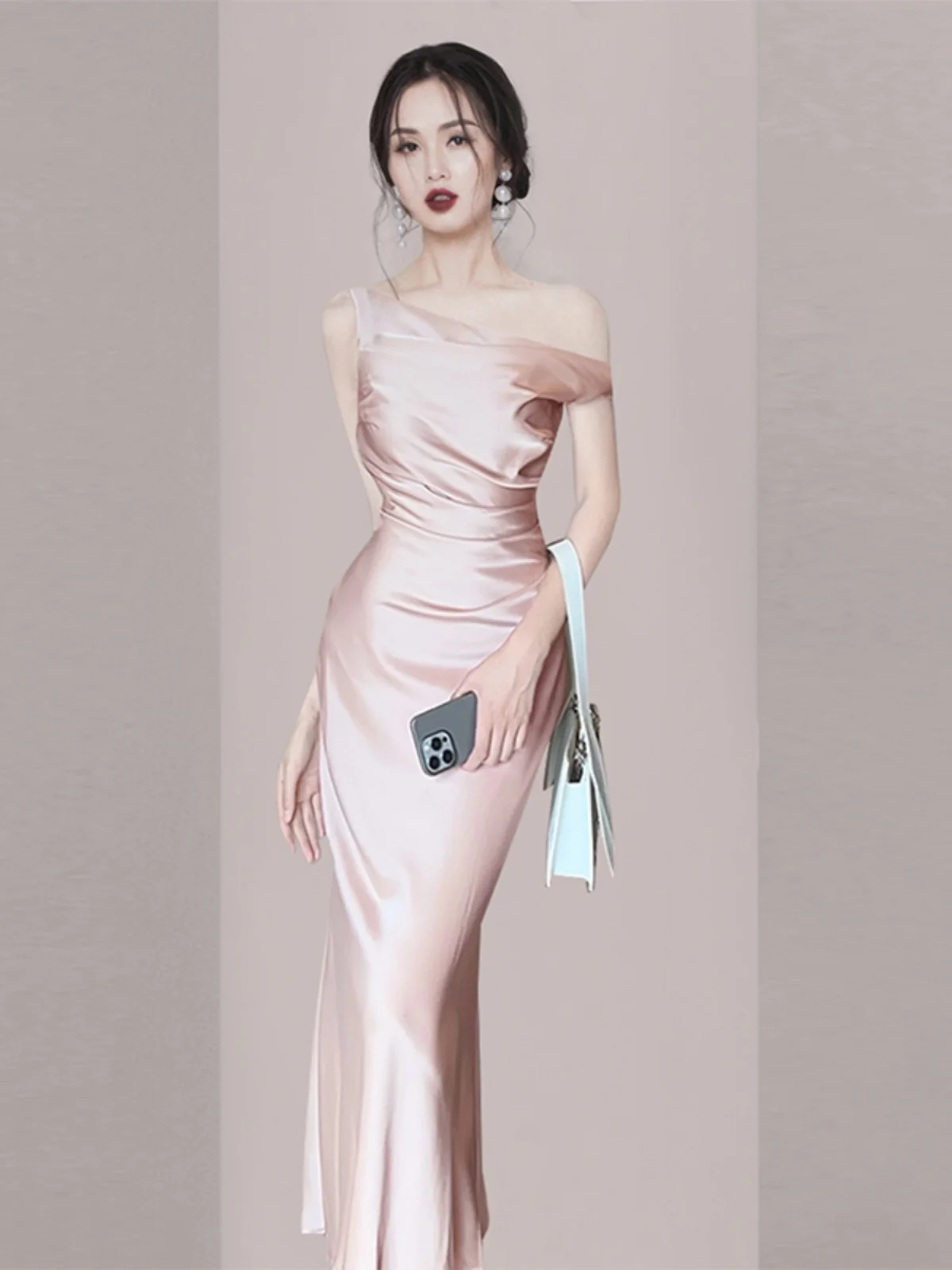 

Весна-Лето 2026: Элегантное вечернее платье с открытыми плечами для банкетов и вечеринок, класса люкс, с возможностью индивидуального пошива