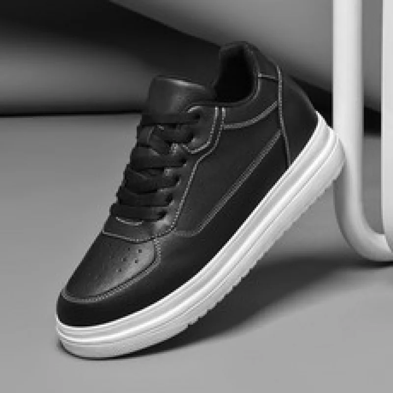 Zapatillas blancas para hombre Spring 2025: estilo pareja, modernas y versátiles, ligeras, transpirables y que aumentan la altura