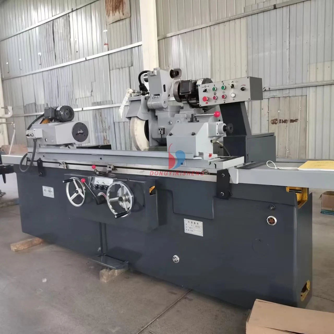 Customizable Universal CNC External Cylindrical Grinder M1332 with Motor & Gear Energy Saving 320mm Grinding Diameter