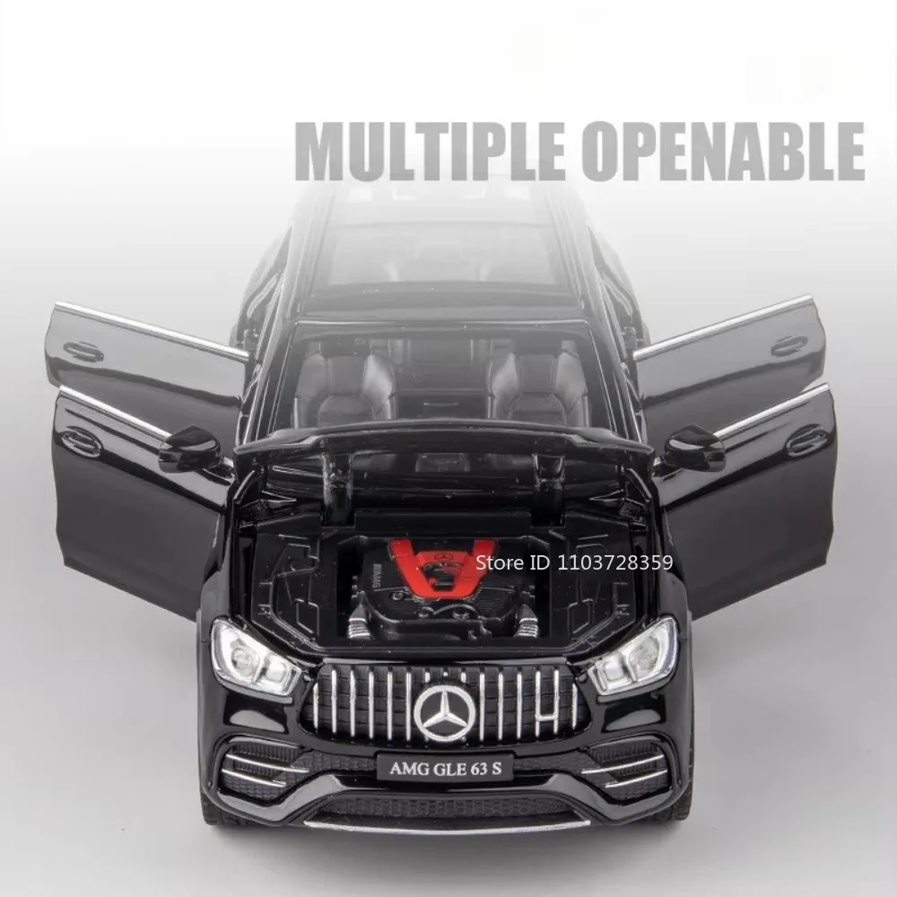 1:32 Auto Giocattolo GLE 63S C260L Modelli In Lega Pressofusa Veicoli di Simulazione Suono Luce Porte Aperta Tirare Indietro Bambini Giocattoli Interattivi
