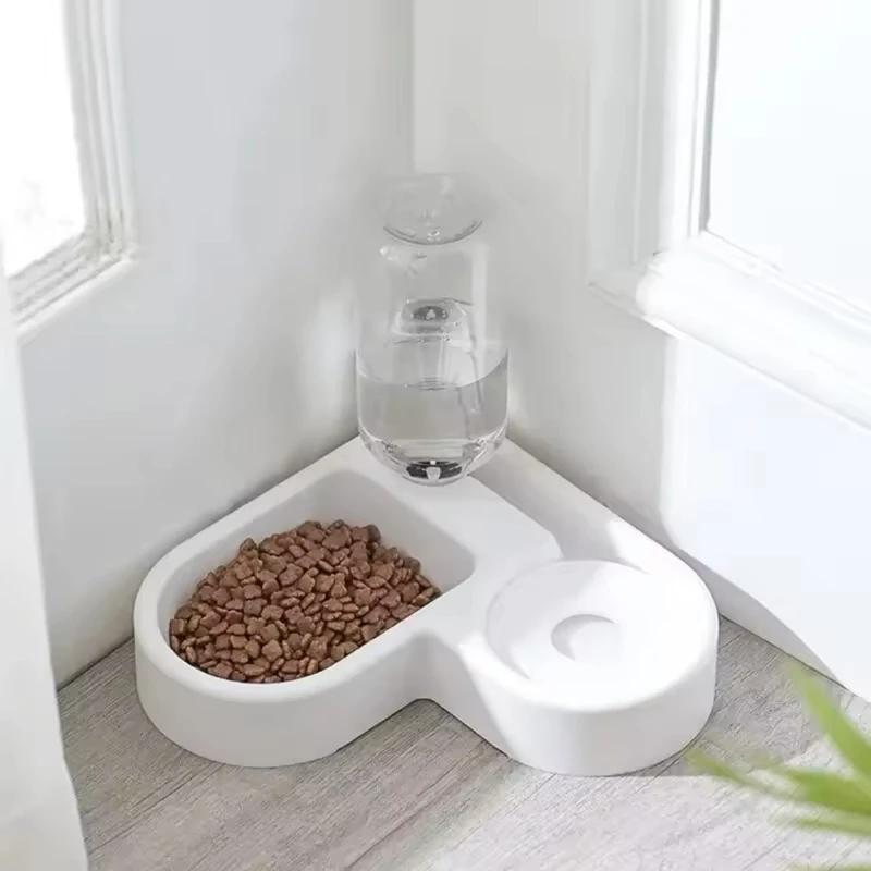 Pet Love Bowl Set with Heart-Shaped Bowl and Multifunctional Water Bottle Feeder  Wall-Mounted Cat Bowl  For dog and cat