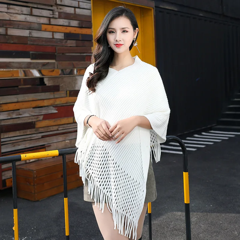 

33 White Style Spring Autumn Women Horn Buckle Hollow Sweater Warm Shawl Knitwear Tassel Knitted Loose Pullover Triangle Coat