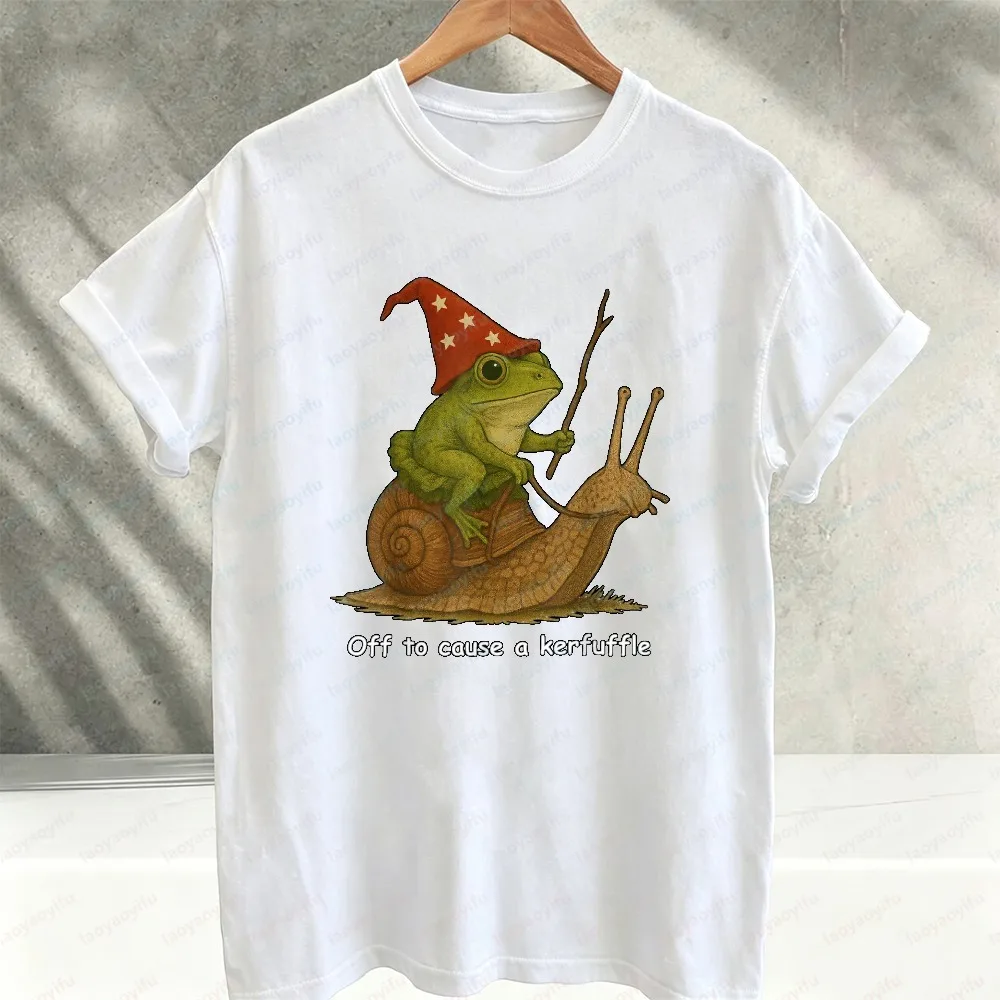 Wizard Frog Riding Snail Vintage 90s Fantasy Graphic T‑Shirt Cute Whimsical Animal Art Print Cotton Casual Loose Streetwear Tops