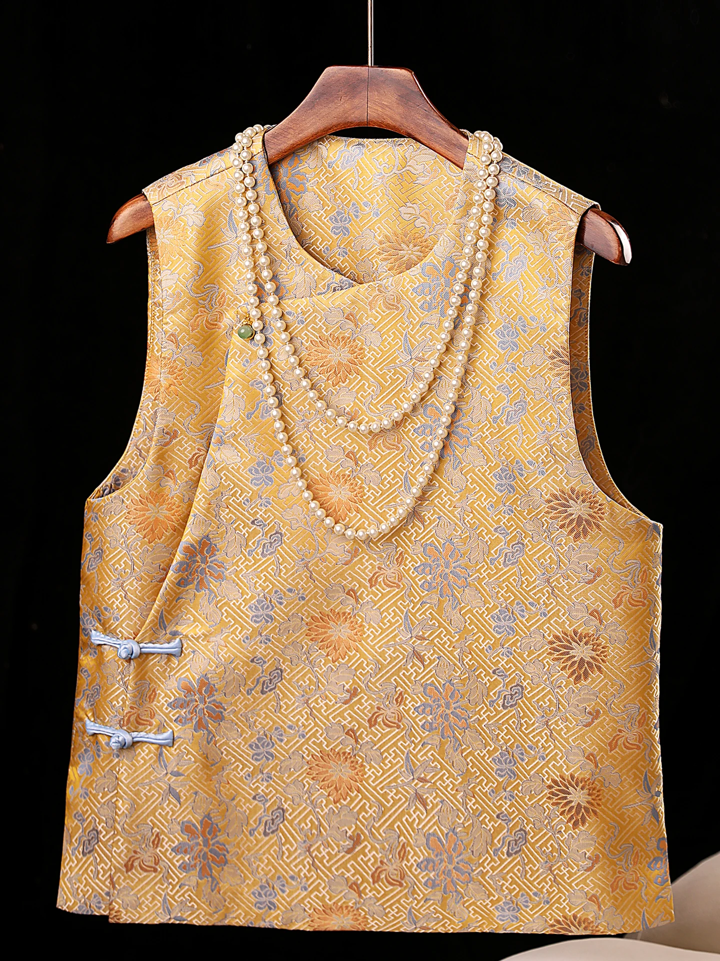 

Young Version Beautiful New Chinese Sle Jaet 2025 New Women's Qipao Improved Vest Top High-End Feelings Retro Sle Polye...