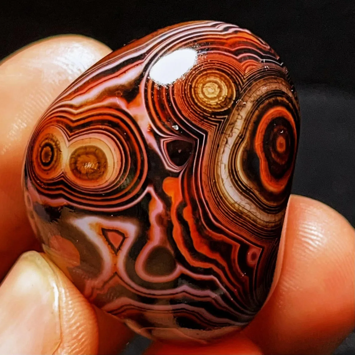 Sunset Tone Banded Agate Worry Stone, Mineral Specimen, Tumbled Polished, Pendant Making, Natural Stone, Crystal Collection