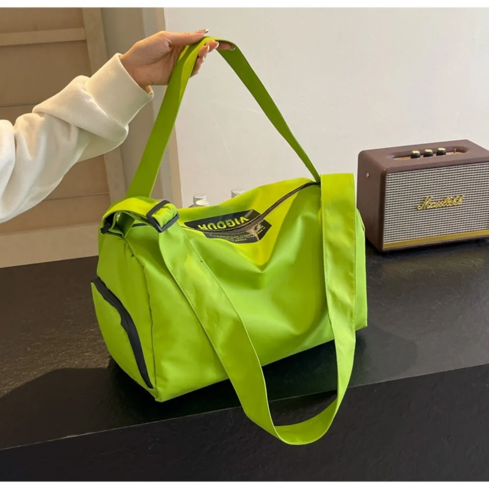 

Дорожная сумка через плечо с отделением для сухого и влажного воздуха, водонепроницаемая спортивная сумка для фитнеса, удобная для переноски через плечо