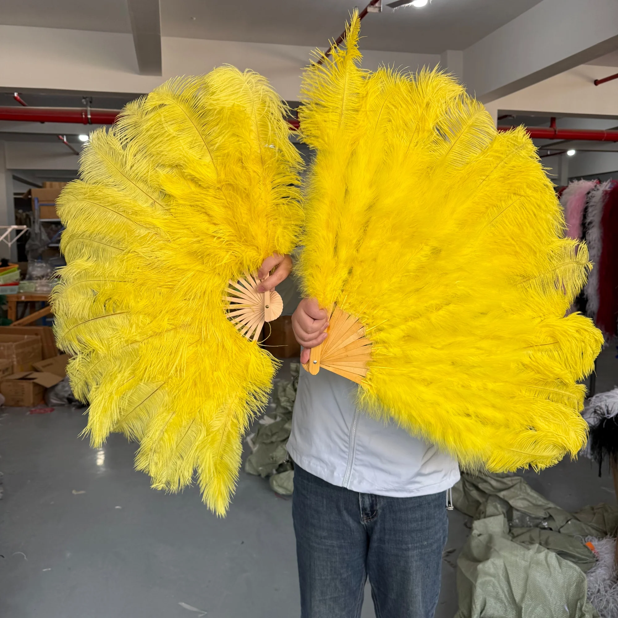 Yellow Ostrich Feather Fan 70cm/100cm Fluffy Handheld Feather Fans for Wedding Party Carnival Dance Performance Accessories