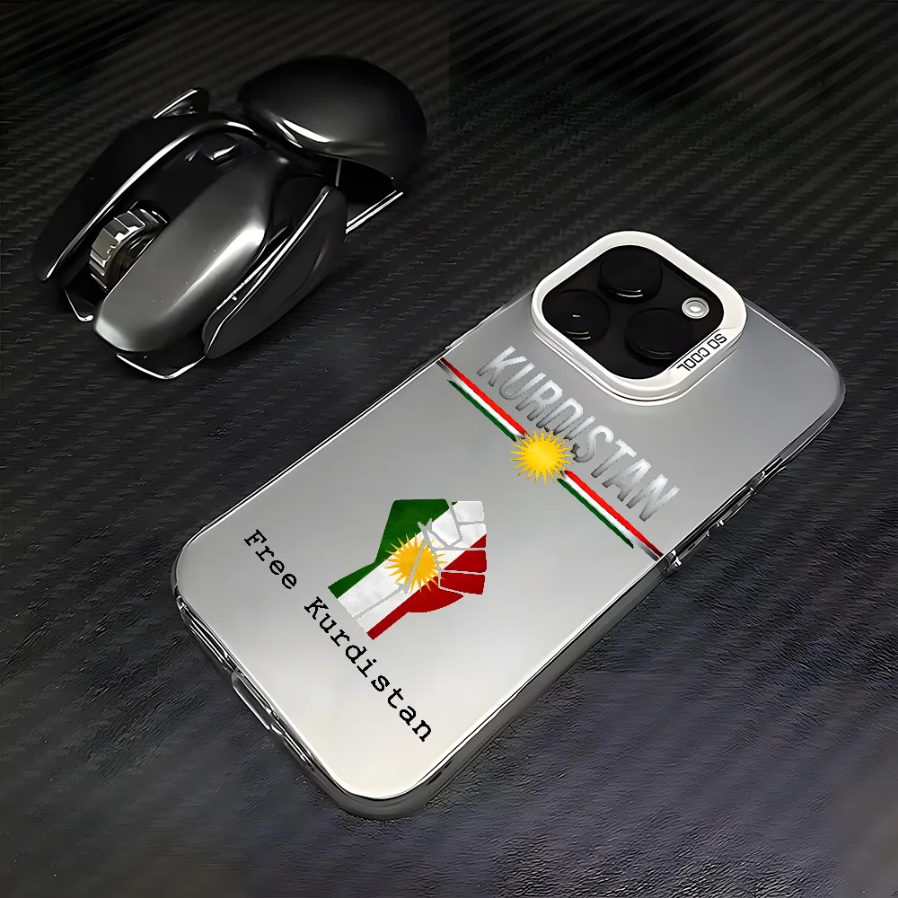 حافظة هاتف رائعة بعلم كردستان لهاتف آيفون 16 15 14 13 12 11 Pro Max أسود غير لامع متعدد الألوان ليزر معدني أورورا فوندا #2