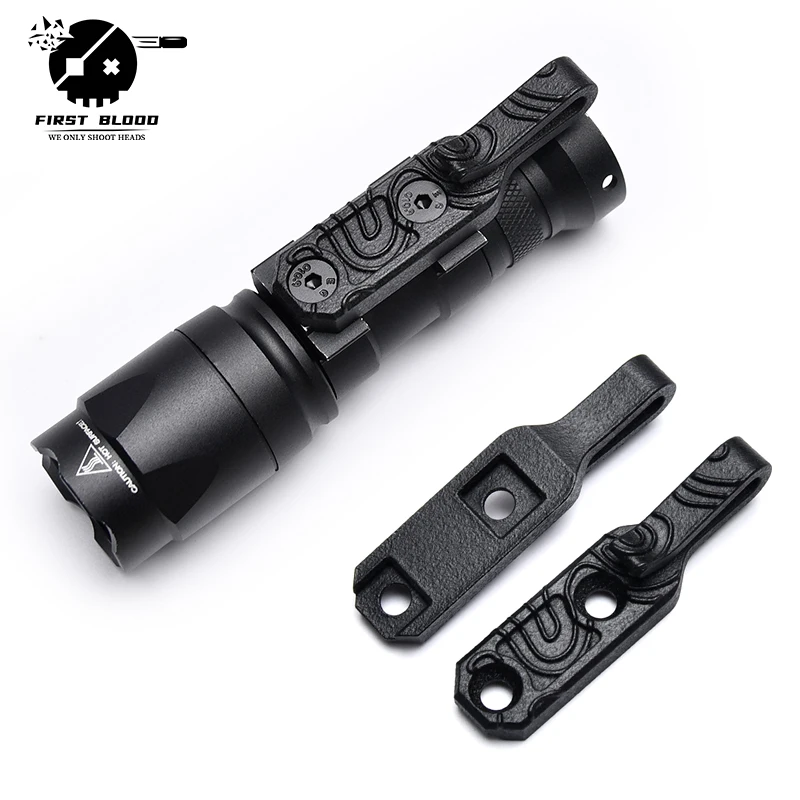 

Тактический легкий S-CLIP-держатель для серии Surefire Scout/Modlit PLHv2 с нейлоновым полимерным противоскользящим покрытием. Для переоборудования ручных фонарей.
