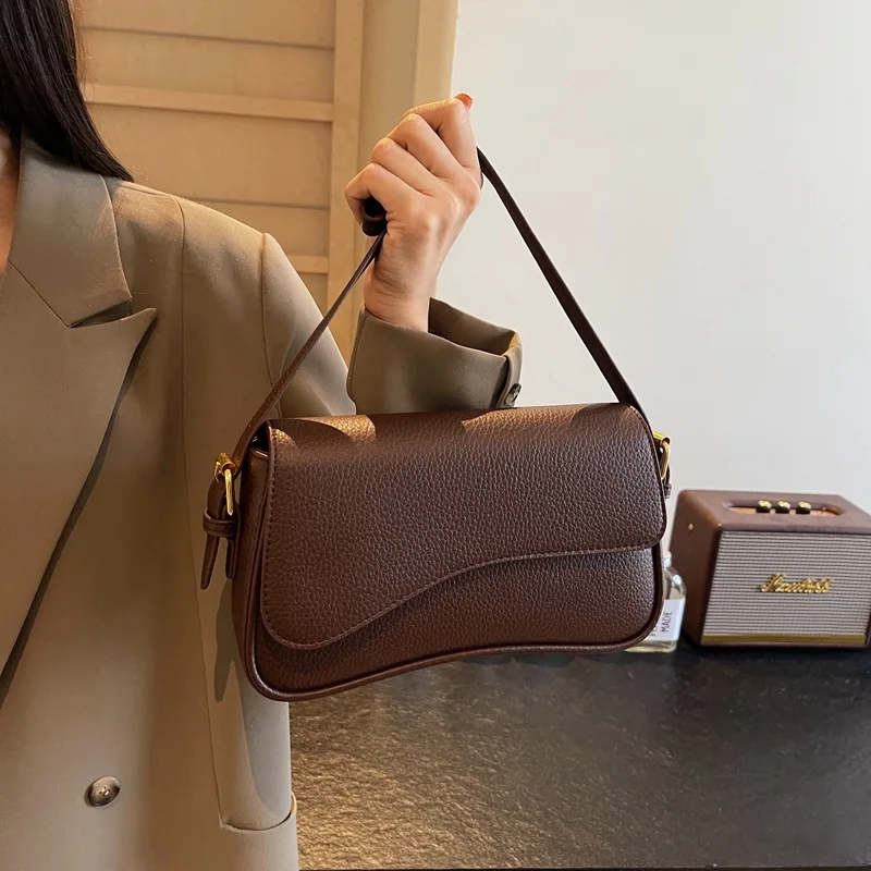 

Bag Women 2025 Fashion Texture Lychee Pattern Small Square Bag Simple Commuter Versatile Single Shoulder Crossbody Bag