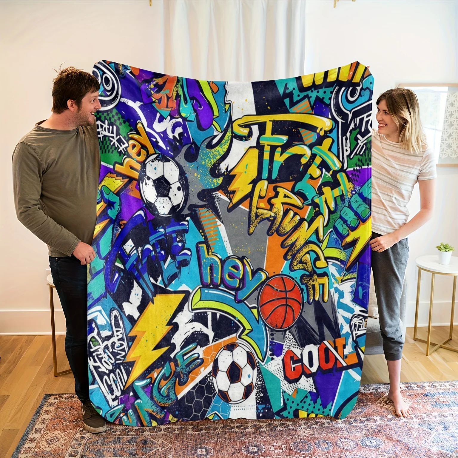 

1pc Strawberry Shortcake Fleece Blanket - 100% Polyester Quilted-like, Kids Cooling Gift