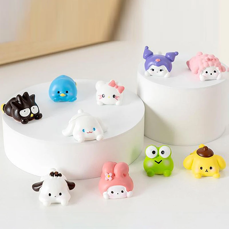 Kitty Figures Sanrio Lie Down Action Figure My Melody Pom Pom Purin Tuxedosam Xo Kawaii Mini Gifts Model Toy for Kids