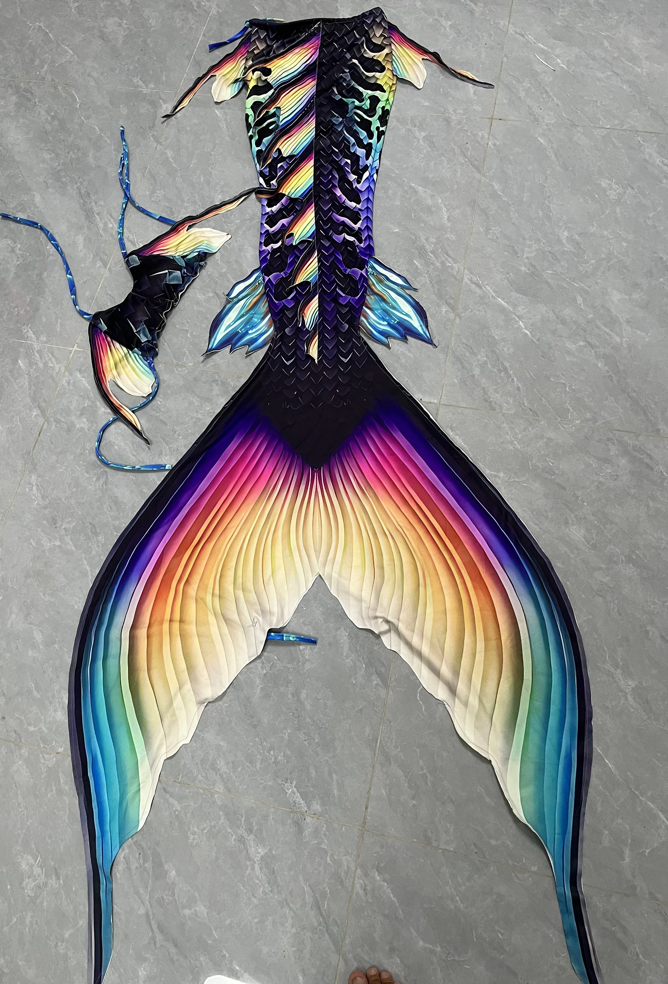 

2026 Mechanical Mermaid Tail Swimsuit for Adults, High Definition 3D Scale Print, Oceanarium Performance & Beach Photo Swimsuit