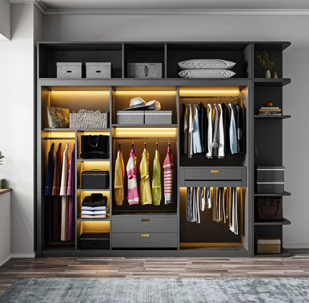 الحديثة الفاخرة باب مفتوح من الأرض إلى السقف خزانة الحديثة الخشب الصلب والجلد خزائن وحدات المشي في خزانة غرفة النوم #6