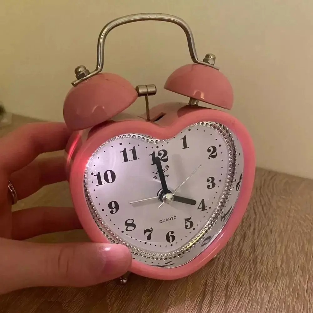 New Heart Shape Alarm Clock Creative Night Light Time Clocks Metal Girls No Ticking Time Clocks