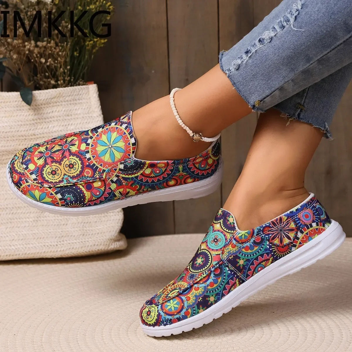 Women\'s Floral Print Canvas Casual Shoes women Slip-on Round Toe Lightweight Women\'s Comfy Walking Flat Shoes